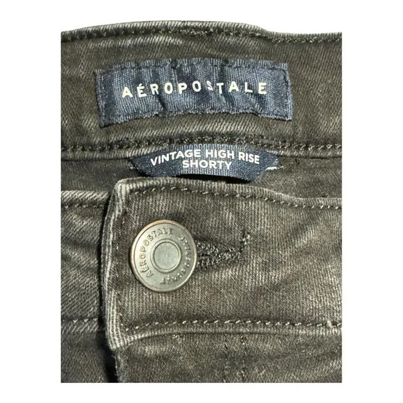 Aeropostale Women's Black Distressed Denim Shorts Size 12‎ Vintage High Rise - Picture 3 of 5
